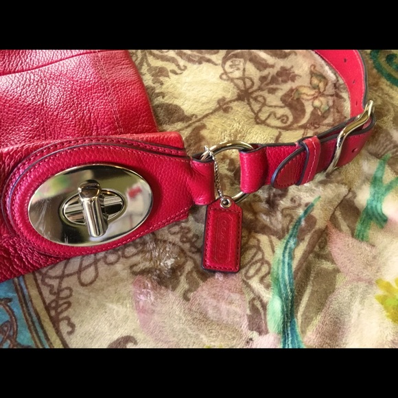 Coach Bag🍒 - Picture 2 of 3